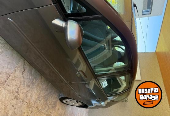 Autos - Honda Fit 2006 Nafta 201000Km - En Venta