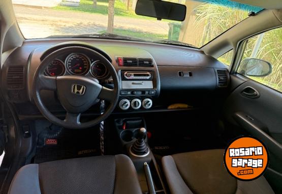 Autos - Honda Fit 2006 Nafta 201000Km - En Venta