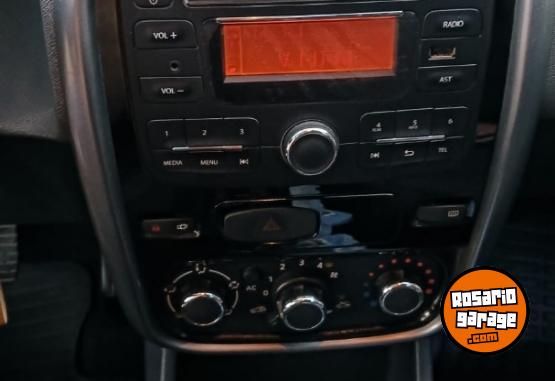 Autos - Renault Duster 1.6 confort 2014 Nafta 96500Km - En Venta