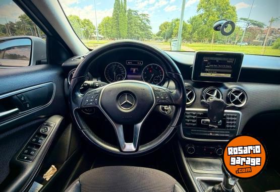 Autos - Mercedes Benz A200 URBAN 2013 Nafta 87000Km - En Venta