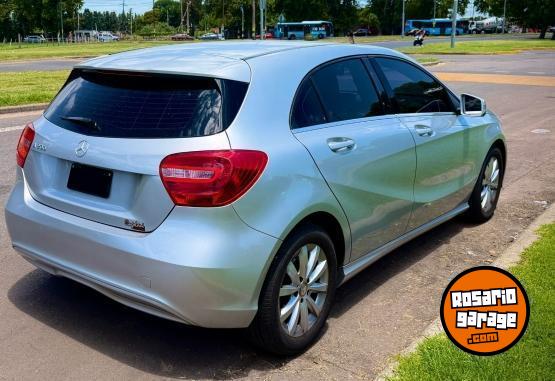 Autos - Mercedes Benz A200 URBAN 2013 Nafta 87000Km - En Venta