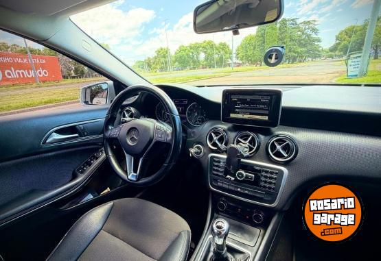 Autos - Mercedes Benz A200 URBAN 2013 Nafta 87000Km - En Venta