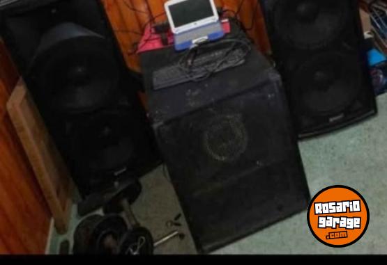 Electrónica - sonido dj equipo. mixer potencia grabe columnas y divisor permuto por embarcacion veo todo. - En Venta