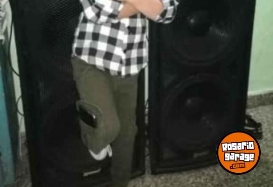 Electrónica - sonido dj equipo. mixer potencia grabe columnas y divisor permuto por embarcacion veo todo. - En Venta