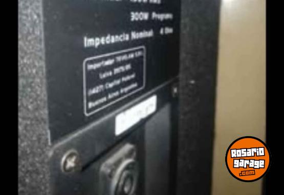 Electrónica - sonido dj equipo. mixer potencia grabe columnas y divisor permuto por embarcacion veo todo. - En Venta