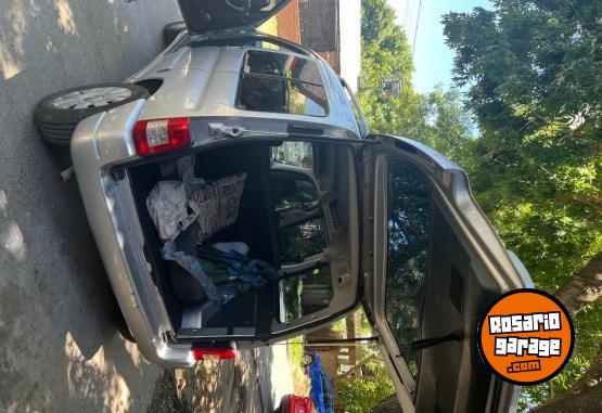 Utilitarios - Citroen Berlingo multispace 2017 GNC 99500Km - En Venta