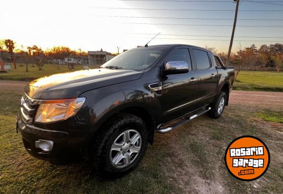 Camionetas - Ford Ranger XLT 3.2 2015 Diesel 120000Km - En Venta