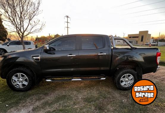 Camionetas - Ford Ranger XLT 3.2 2015 Diesel 120000Km - En Venta