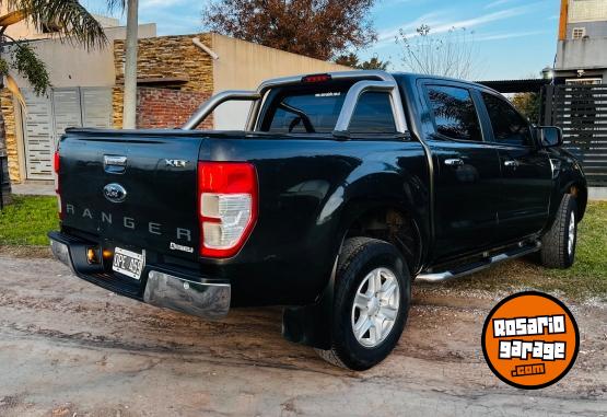 Camionetas - Ford Ranger XLT 3.2 2015 Diesel 120000Km - En Venta