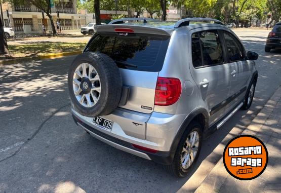 Autos - Volkswagen Crossfox 2012 Nafta 95000Km - En Venta