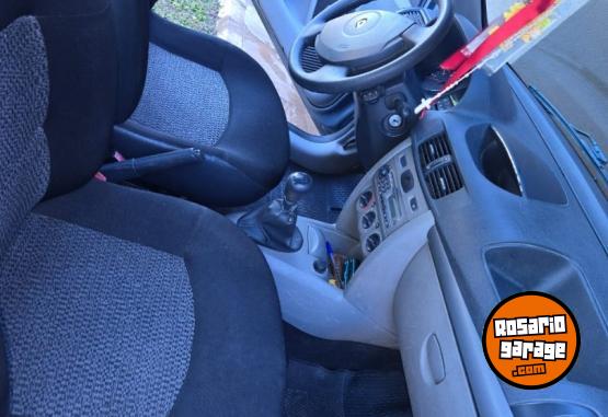 Autos - Renault Symbol 2013 Nafta 90000Km - En Venta