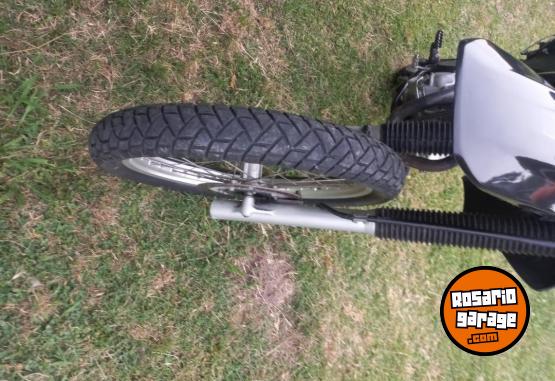 Motos - Honda Tornado 250 2013 Nafta 31500Km - En Venta