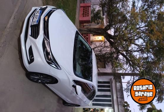 Autos - Chevrolet Cruze 2018 Nafta 93800Km - En Venta