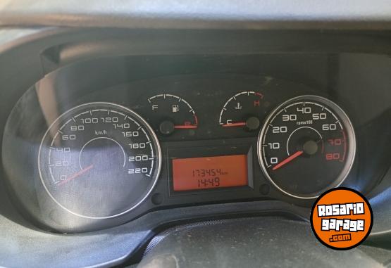 Autos - Fiat Punto Attractive 1.4 2011 Nafta 175000Km - En Venta