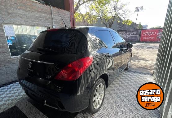 Autos - Peugeot 308 Allure Nav 2013 Nafta 110000Km - En Venta