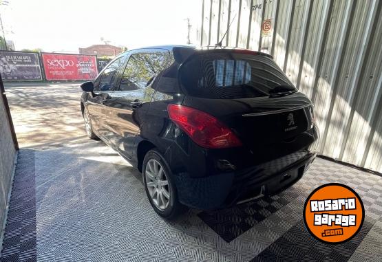 Autos - Peugeot 308 Allure Nav 2013 Nafta 110000Km - En Venta
