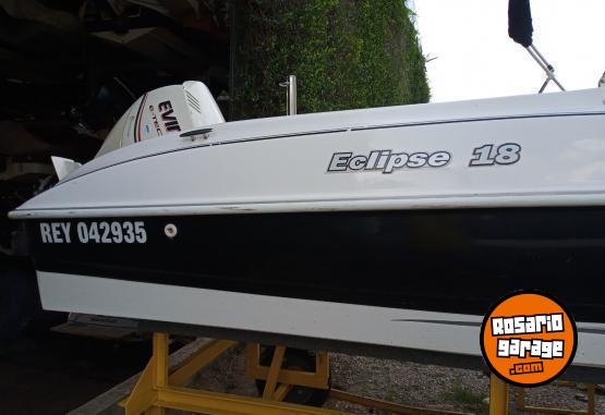 Embarcaciones - Eclipse 18 motor Evinrude 115 - En Venta