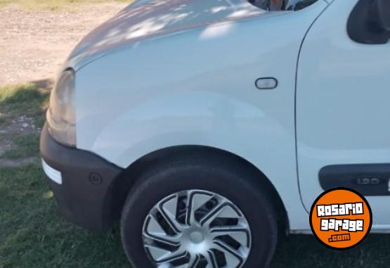 Utilitarios - Renault Kangoo furg�n 2007 Diesel 210000Km - En Venta