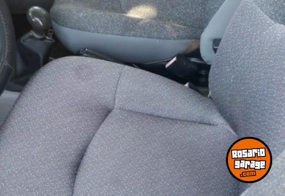 Utilitarios - Renault Kangoo furg�n 2007 Diesel 210000Km - En Venta