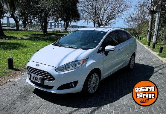 Autos - Ford Fiesta 2013 Nafta 140000Km - En Venta