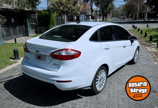 Autos - Ford Fiesta 2013 Nafta 140000Km - En Venta