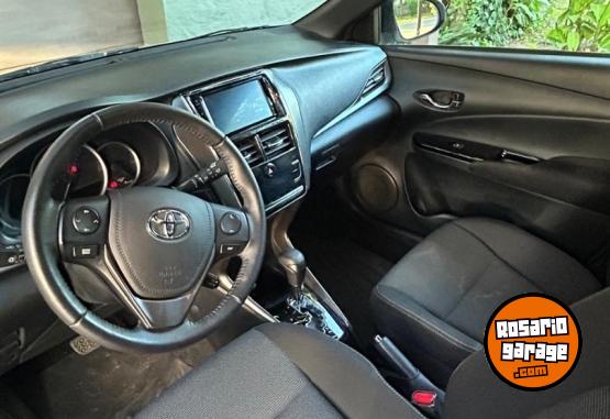 Autos - Toyota Yaris XLS full CVT 2024 Nafta 40400Km - En Venta