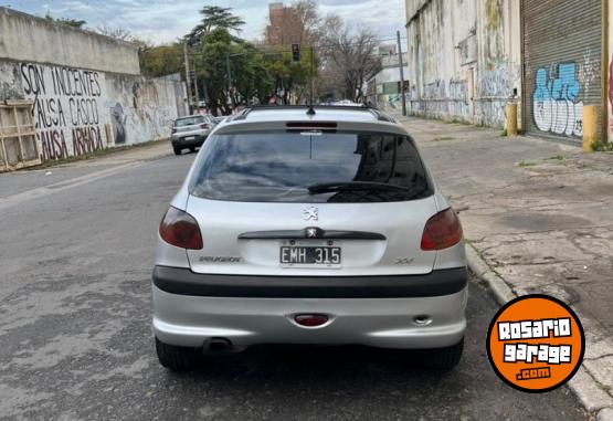 Autos - Peugeot 206 Xt 2004 Diesel 226000Km - En Venta