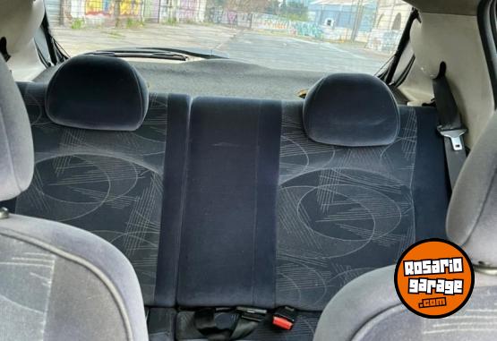 Autos - Peugeot 206 Xt 2004 Diesel 226000Km - En Venta