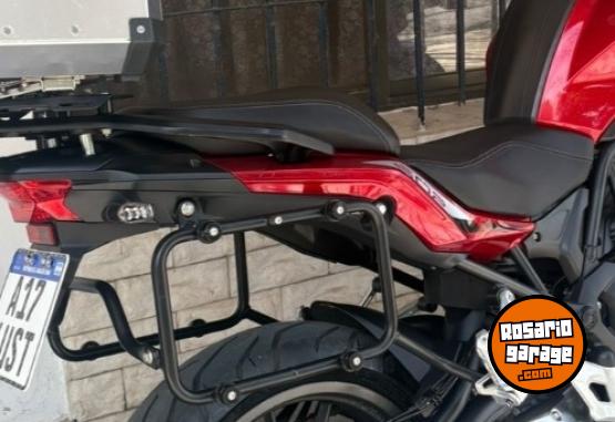 Motos - Benelli TRK 502 2023 Nafta 11000Km - En Venta