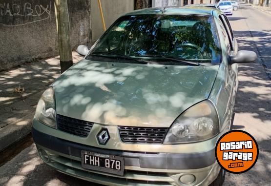 Autos - Renault Clio sedan 5 puertas DCI 2006 Diesel 250000Km - En Venta