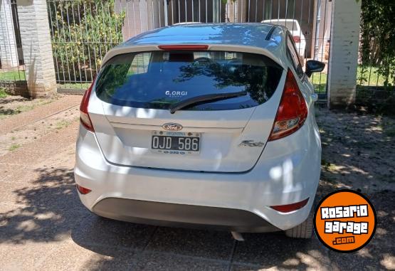Autos - Ford Fiesta Kinetic S 2014 Nafta 170200Km - En Venta