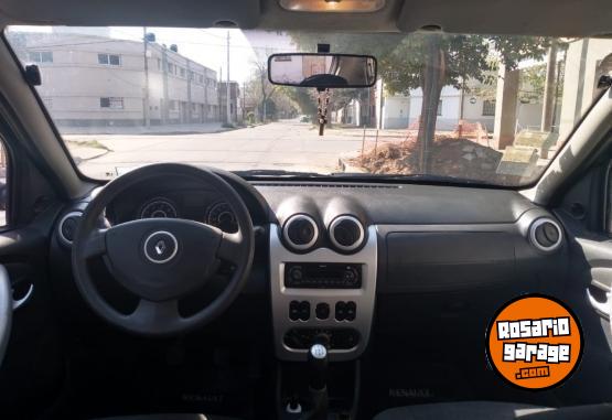 Autos - Renault Sandero 2010 Nafta 198475Km - En Venta