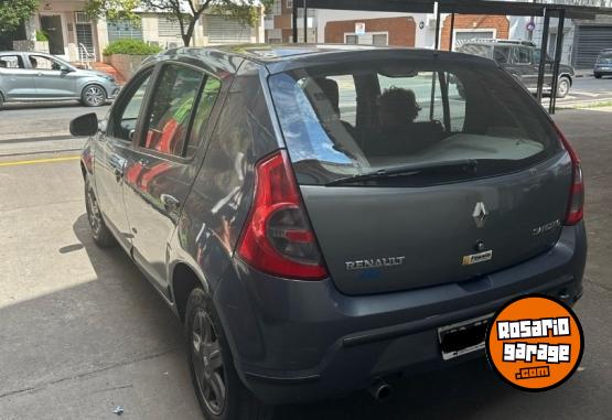 Autos - Renault Sandero 2010 Nafta 198475Km - En Venta