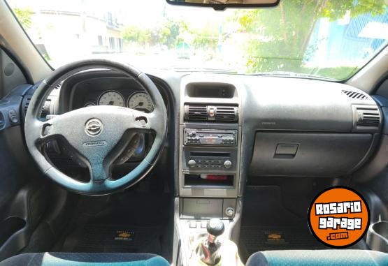 Autos - Chevrolet Astra 2010 GNC 240000Km - En Venta