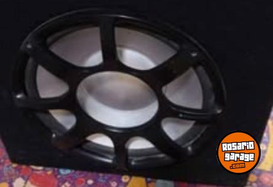 Accesorios para Autos - LIQUIDO Parlante (buffer) + potencia - En Venta
