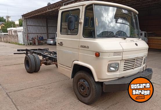 Camiones y Gr�as - Mercedes Benz 608 - En Venta