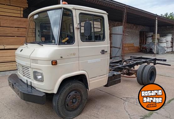 Camiones y Gr�as - Mercedes Benz 608 - En Venta