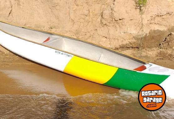 Deportes N&aacute;uticos - Piragua Tibur�n con tambucho - En Venta