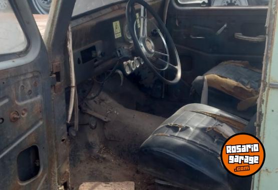 Utilitarios - IKA PICK UP IKA BAQUEANO 500 1982 Nafta 500000Km - En Venta