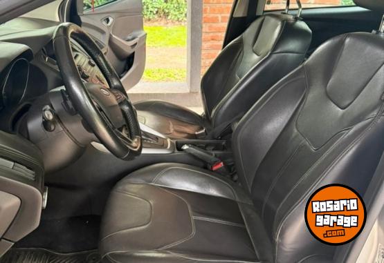 Autos - Ford Focus SE Plus 2015 Nafta 115000Km - En Venta