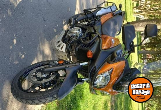 Motos - Suzuki V strom 650 2012 Nafta 80300Km - En Venta