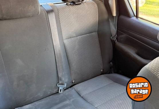 Camionetas - Toyota Hilux 2017 Diesel 225000Km - En Venta