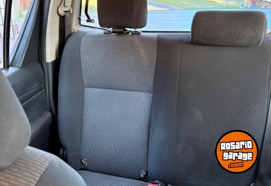 Camionetas - Toyota Hilux 2017 Diesel 225000Km - En Venta