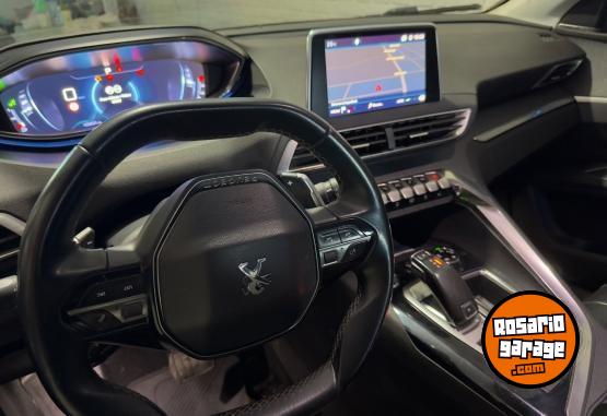 Autos - Peugeot 5008 2018 Diesel 105000Km - En Venta