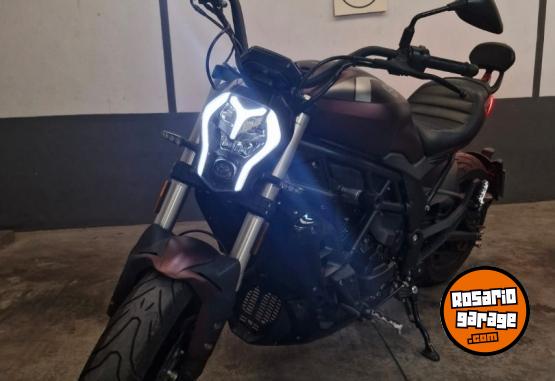 Motos - Benelli 502 C 2021 Nafta 3421Km - En Venta