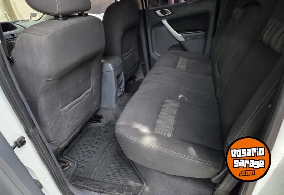 Camionetas - Ford Ranger 2015 Diesel 140000Km - En Venta