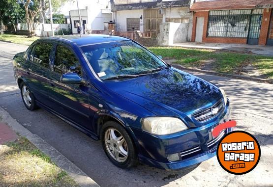 Autos - Chevrolet Astra 2003 Nafta 240000Km - En Venta