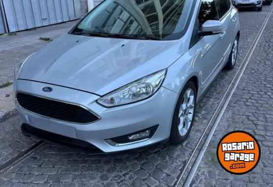 Autos - Ford Focus SE Plus 2016 Nafta 74000Km - En Venta