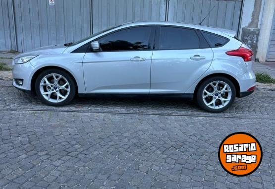 Autos - Ford Focus SE Plus 2016 Nafta 74000Km - En Venta
