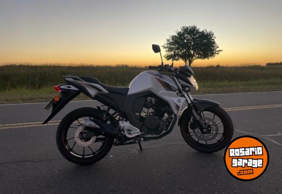 Motos - Yamaha FZ SD 2022 Nafta 4900Km - En Venta